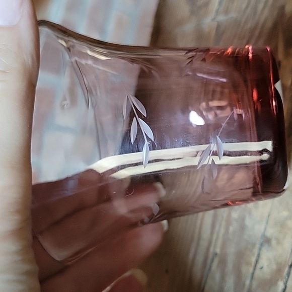 YANKEE CANDLE GLASS VOTIVE HOLDER - Picture 3 of 6